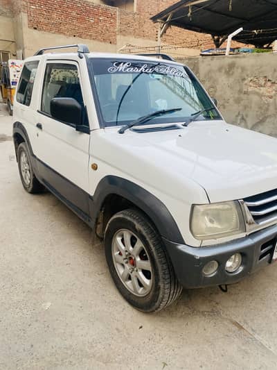 Mitsubishi Pajero 2001