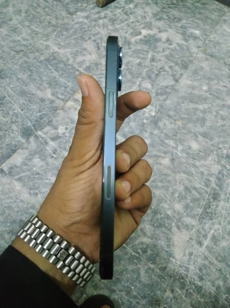 Apple iPhone 12 Pro Max 0