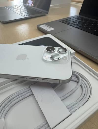 i Phone 8plus, 11,12,13,14,15 pro max on instalment Whatsap 3224144692