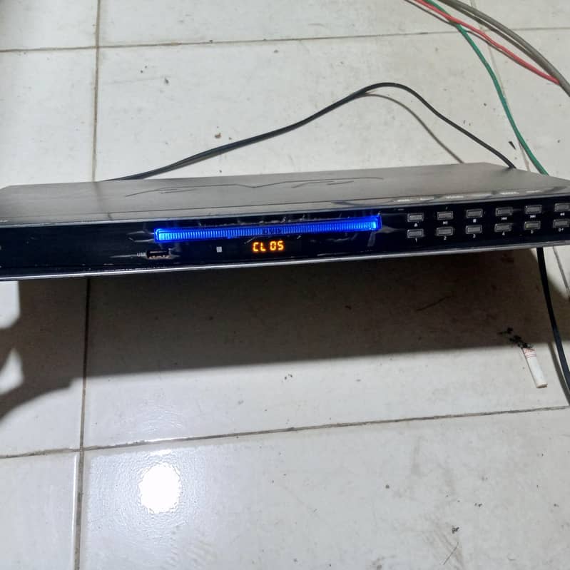 DVD player. 1