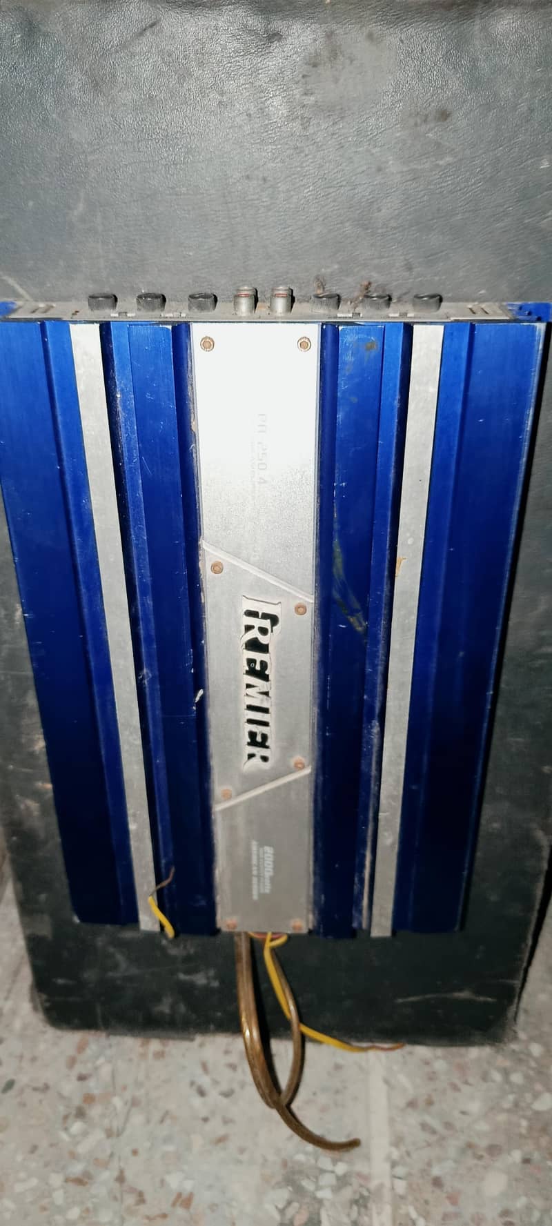 woofer with amp 2