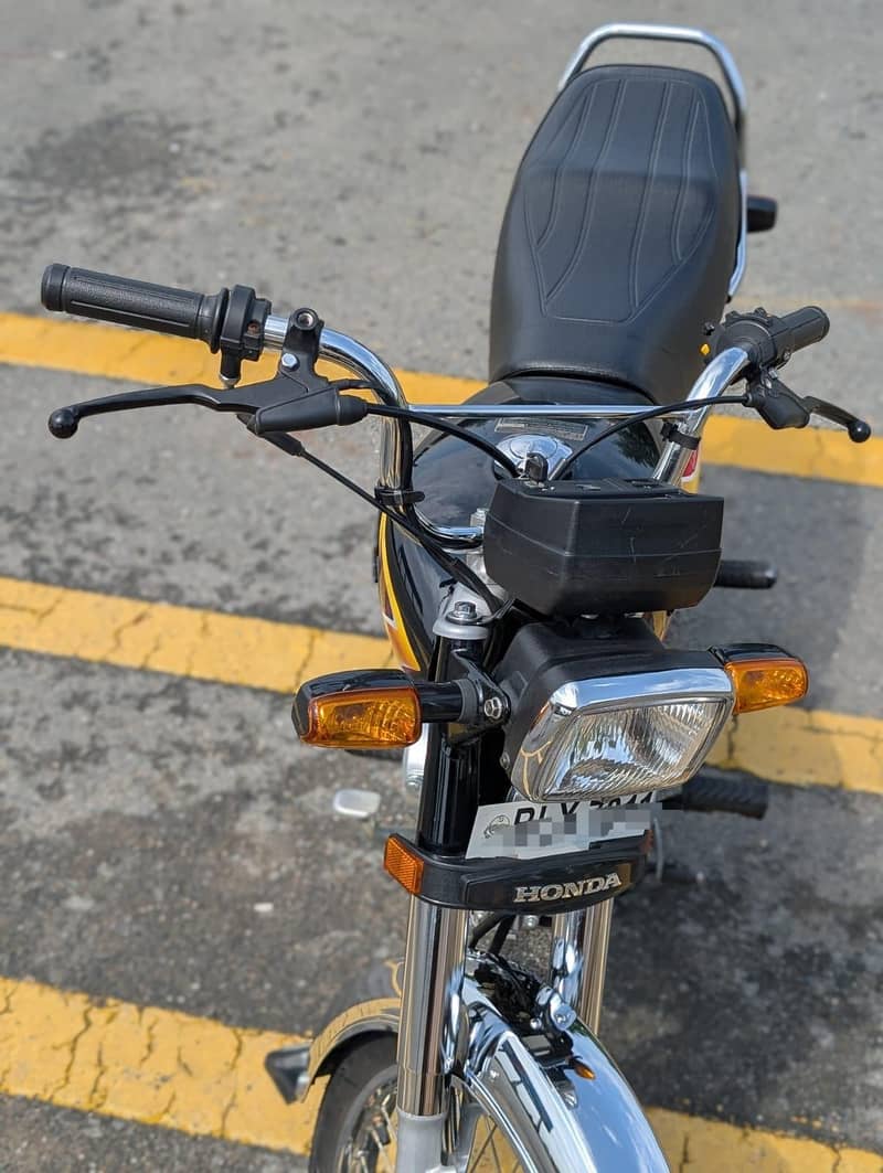 HONDA CD70 4