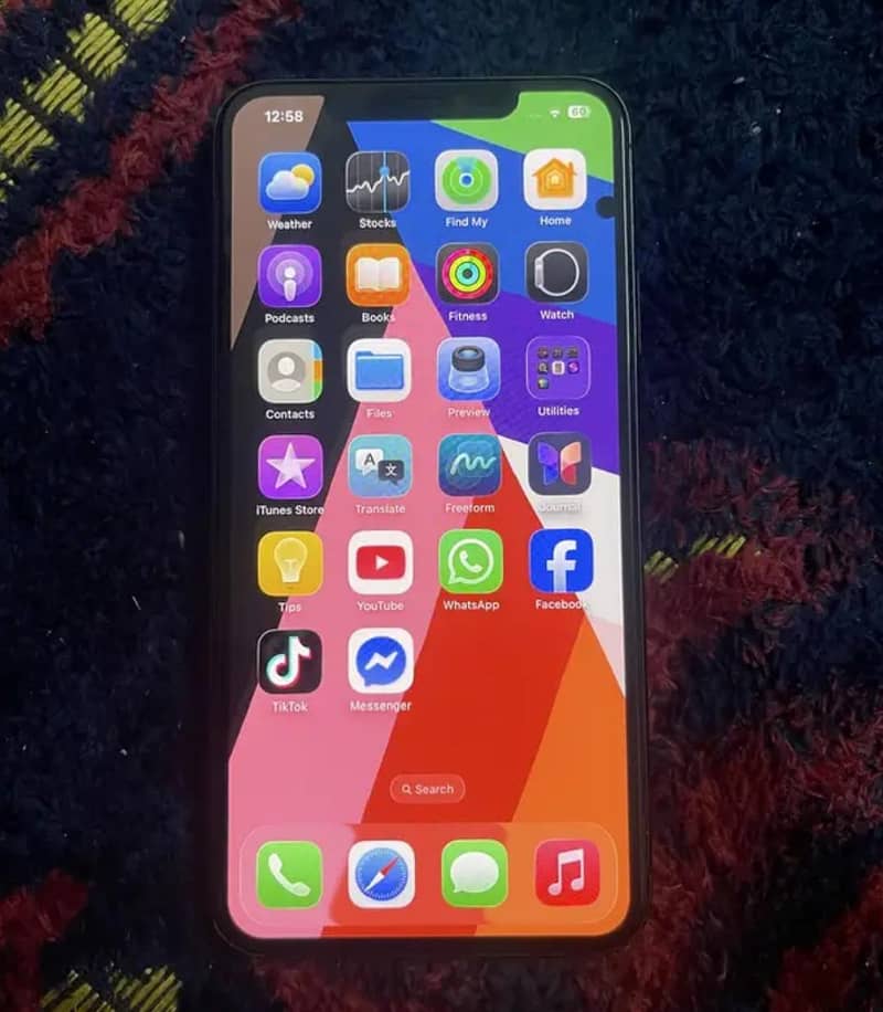 Apple iPhone 11 Pro Max 2