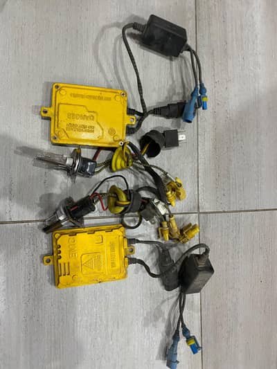 H4 High-Intensity Discharge (HID) Xenon Conversion Kit with dual-beam