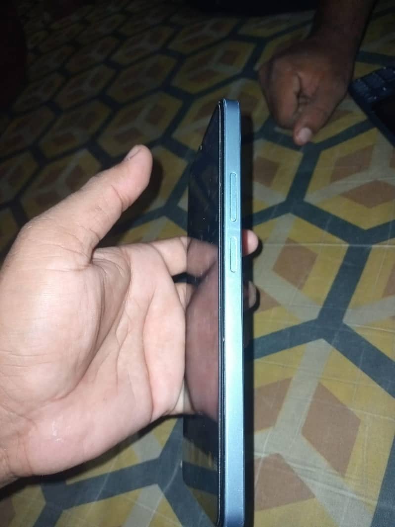 Realme Note 60 3