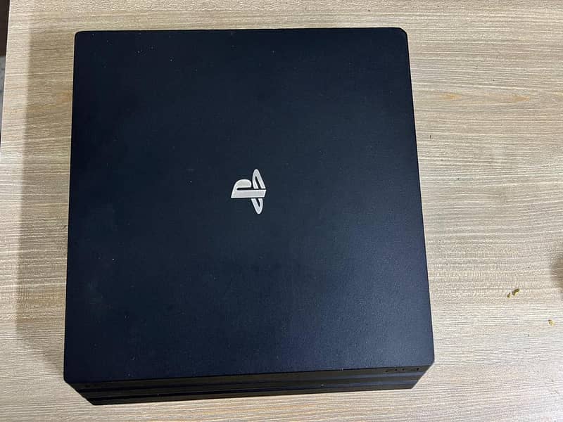 Ps4 Pro Good condition 6
