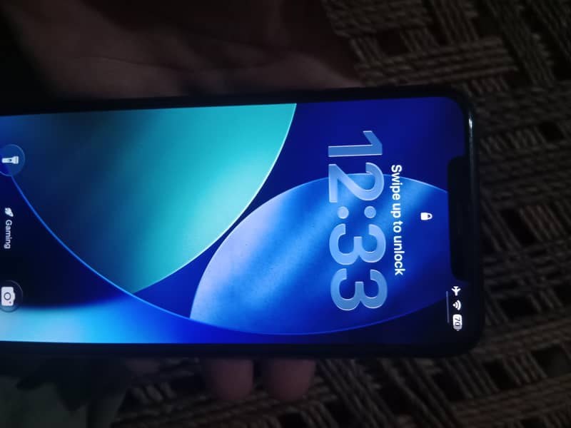 Apple iPhone 11 Pro Max 1