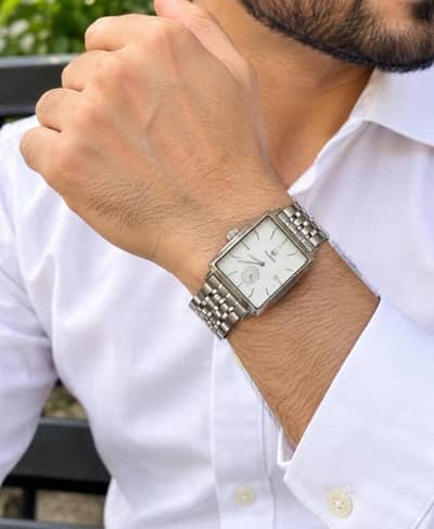 True Worth square model