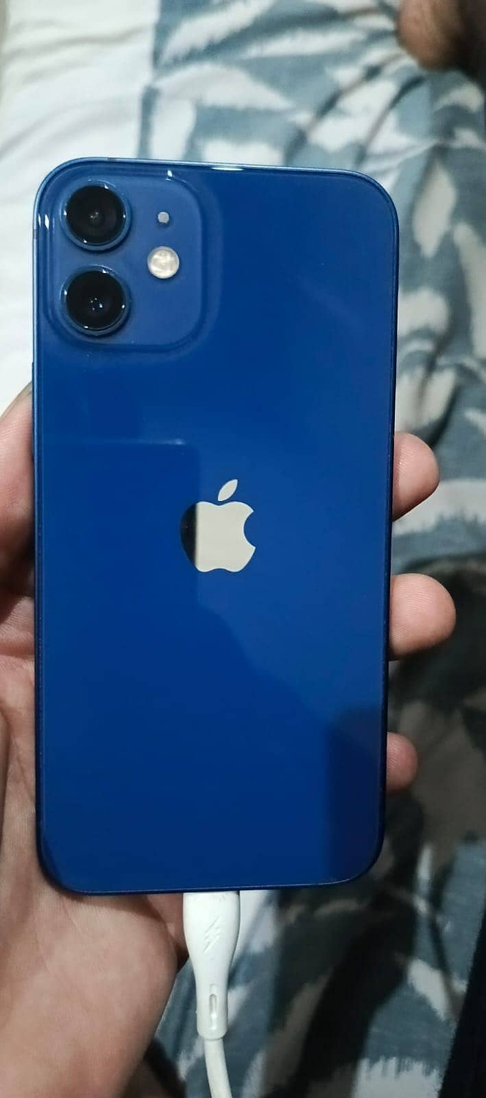 iPhone 12 mini 4