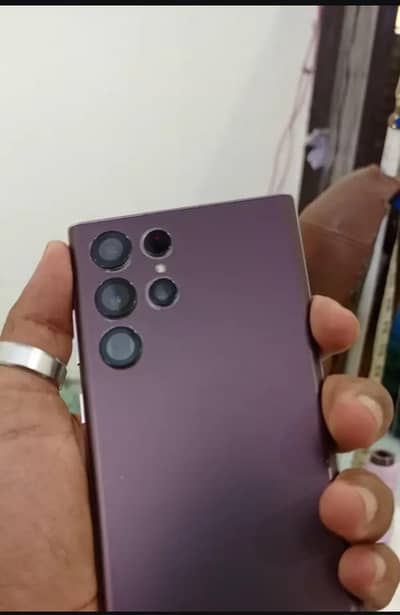 Samsung Mobile S22 Ultra 128 with box