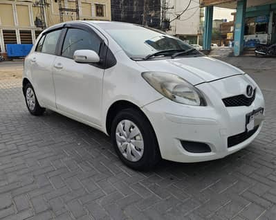 Toyota Vitz 2012