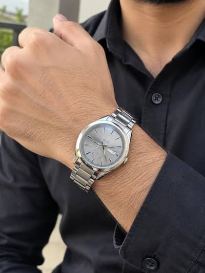 Vertical GS-3319 wrist watch for Men