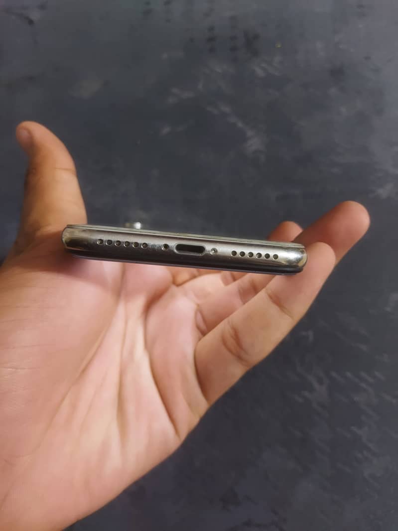 Apple iPhone X 2