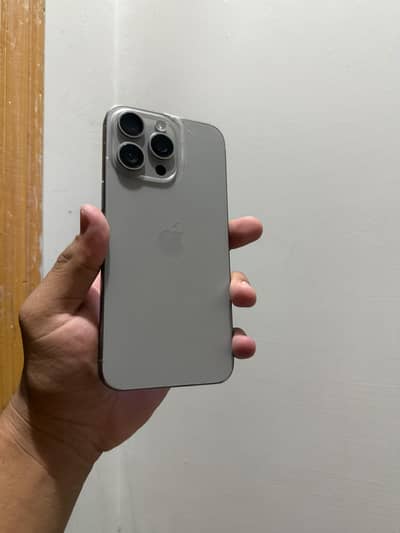15 Pro Max  256 gb 86 health non pta factory Unlock 03165072600 phy+e