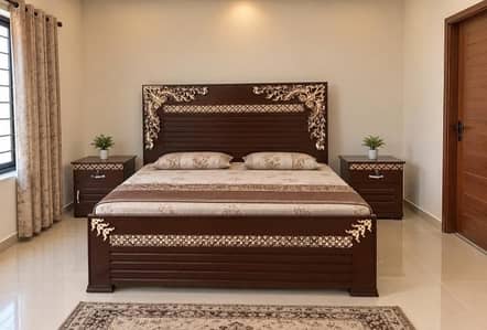 wooden fancy king size bed 2 side table