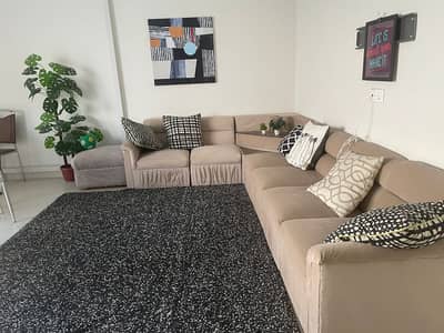 2 Bed DD Flat for Rent | 1st Floor | Road Facing | Lift | No Water Issue | No Load Shedding | Prime VIP Block 3A, Gulistan-e-Johar | Main Munawar Chowrangi |