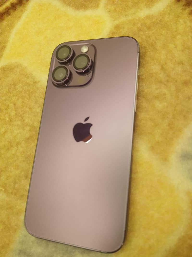 Apple iPhone 14 Pro Max 0