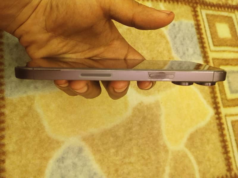 Apple iPhone 14 Pro Max 2