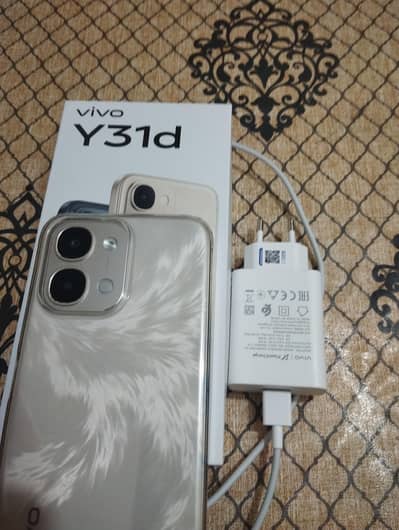 vivo y31 d 10/10 2 weeks used