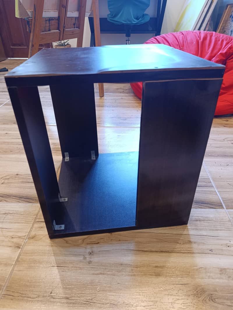 Side table 1