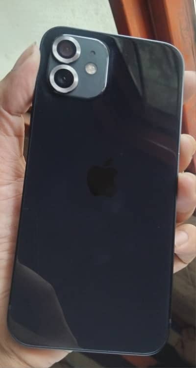 Apple iPhone 12