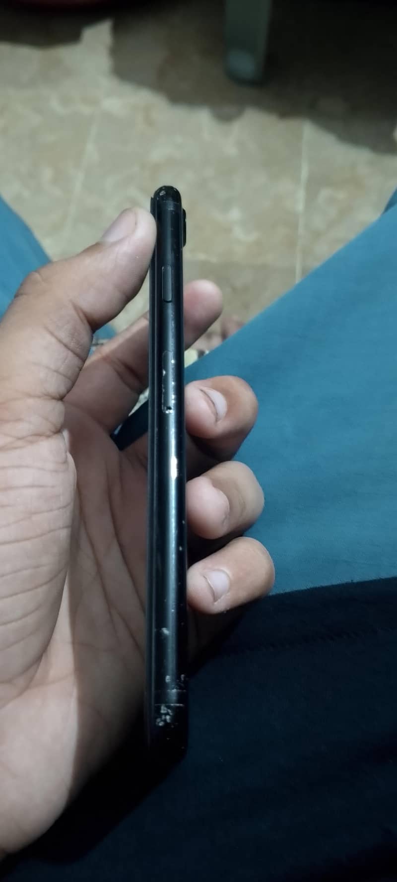 Apple iPhone 7 1