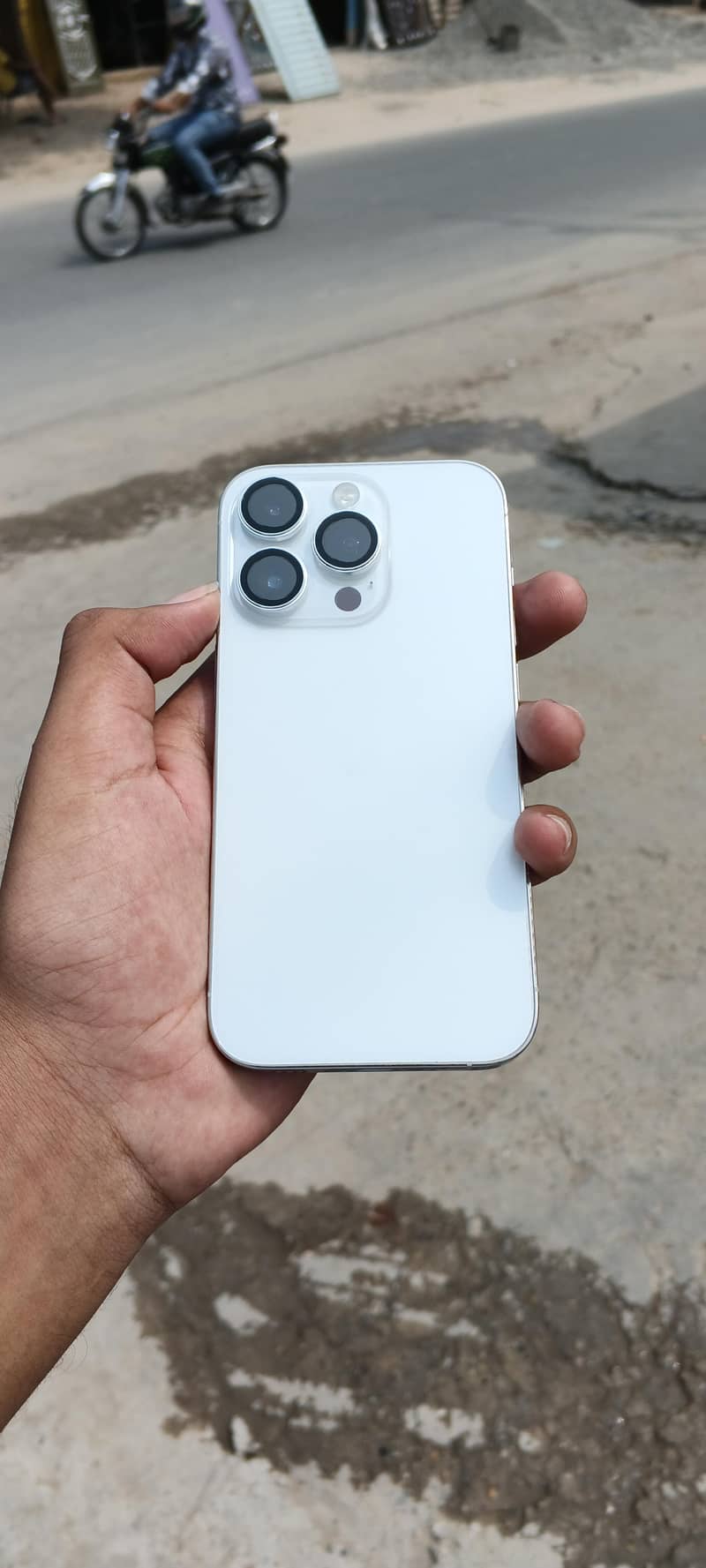 Apple iPhone 14 Pro 7
