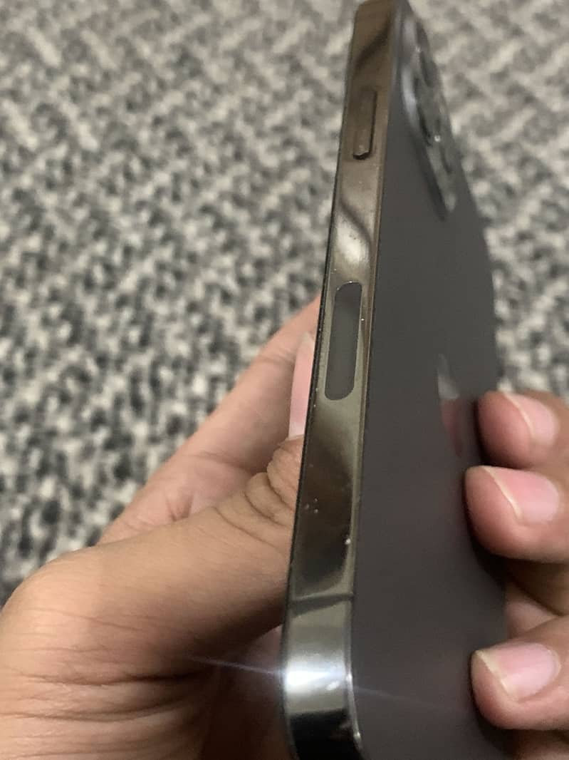 Apple iPhone 12 Pro 1