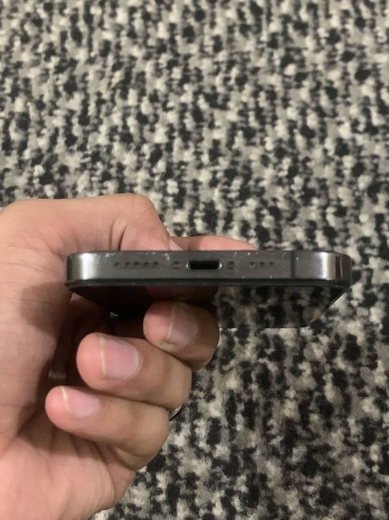 Apple iPhone 12 Pro 4