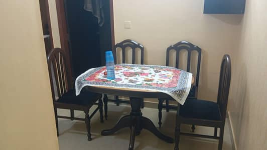 daining table