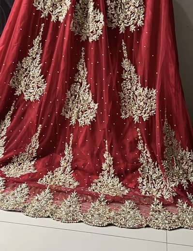 Bridal lehanga hand maded