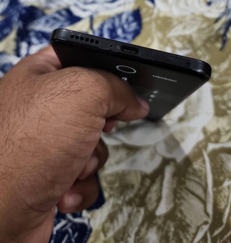 Xiaomi Redmi Note 15 Pro 4