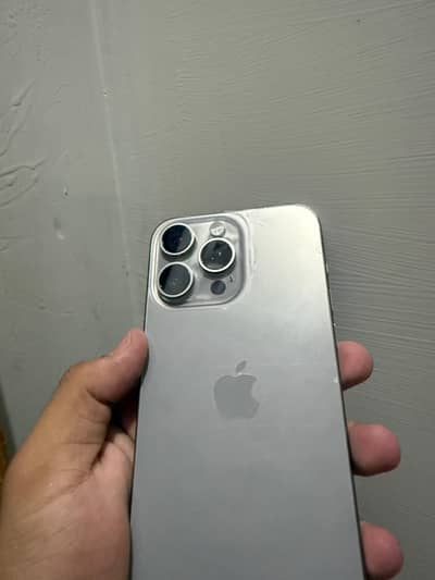 15 pro max 256GB  non pta phy+esim factoryunlock 86 health 03165072600
