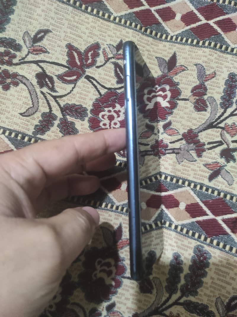 Xiaomi Redmi Note 9S 1
