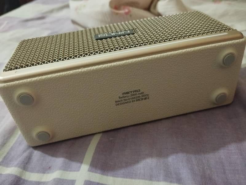 Ronin Speaker 3