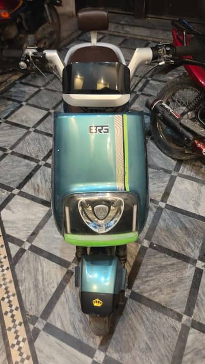 BRG Electric scooty ds 11