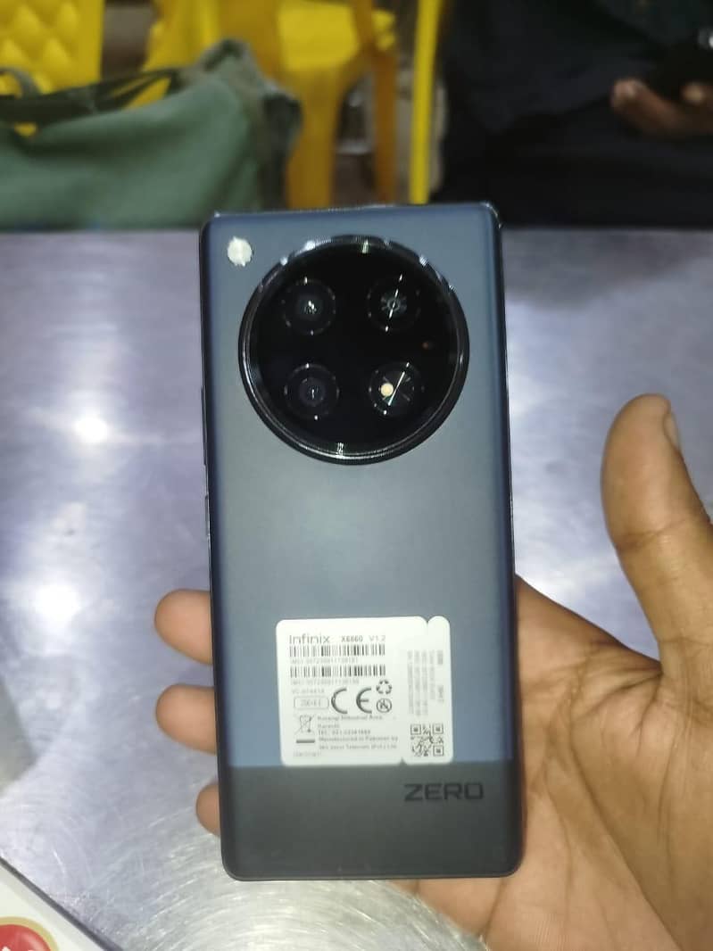 Infinix Zero 40 3