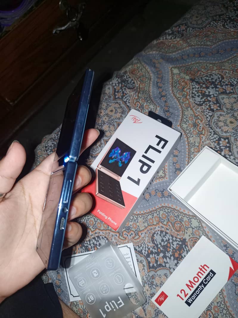 Itel Flip 1 7
