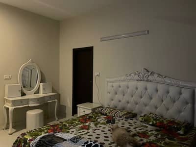 Bed set for sale
