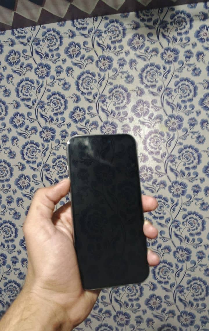 Apple iPhone 15 Pro 1