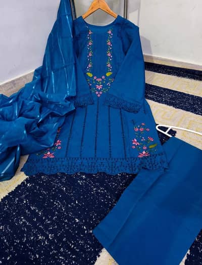 embroidery 3 PC stitch
