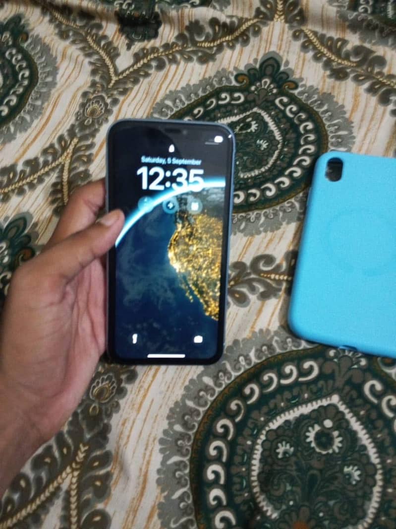 Apple iPhone X 3