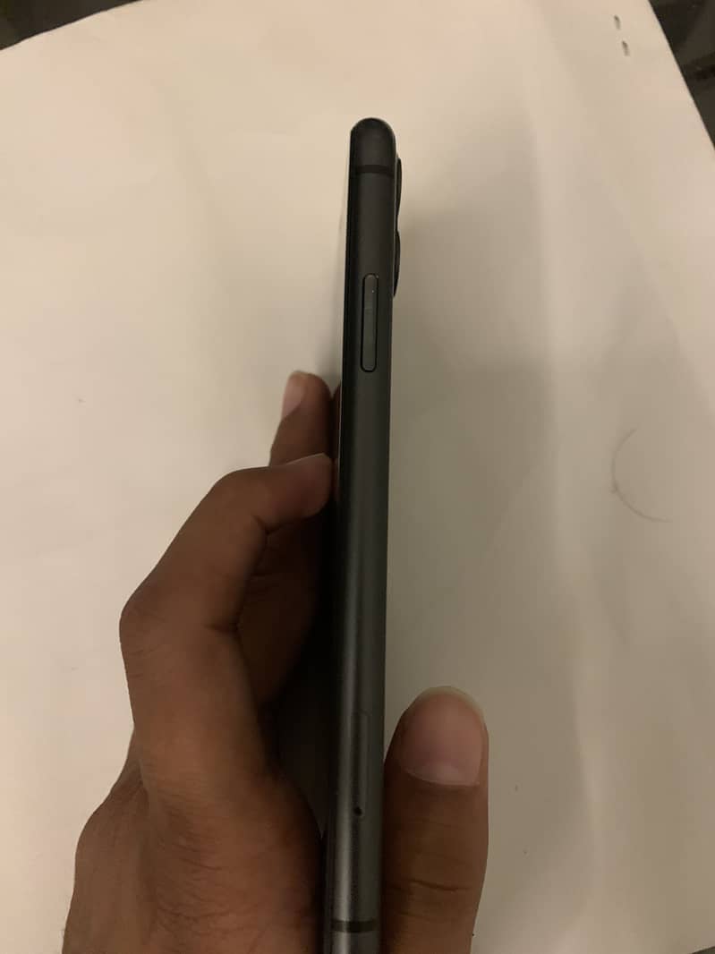 Apple iPhone 11 2