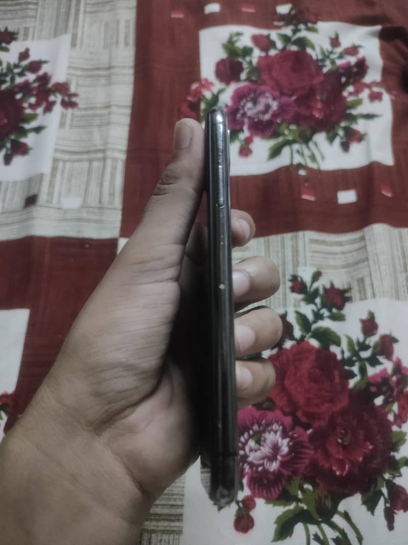 Apple iPhone X 2