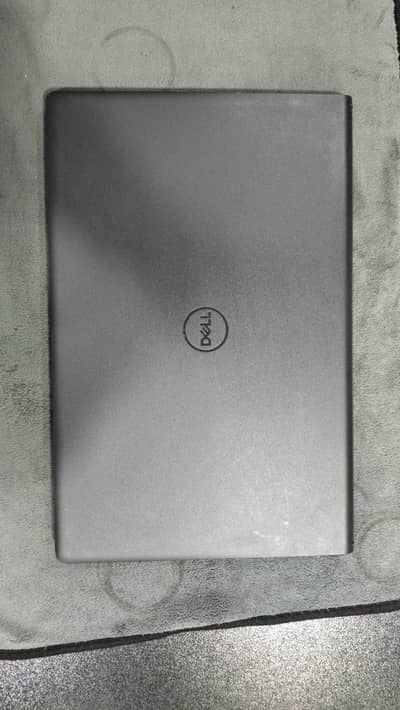 Dell Inspiron 15 3525, Ryzen 5 5500u, Ram 8 Gb Ddr4 SSD 256 Gb Nvme