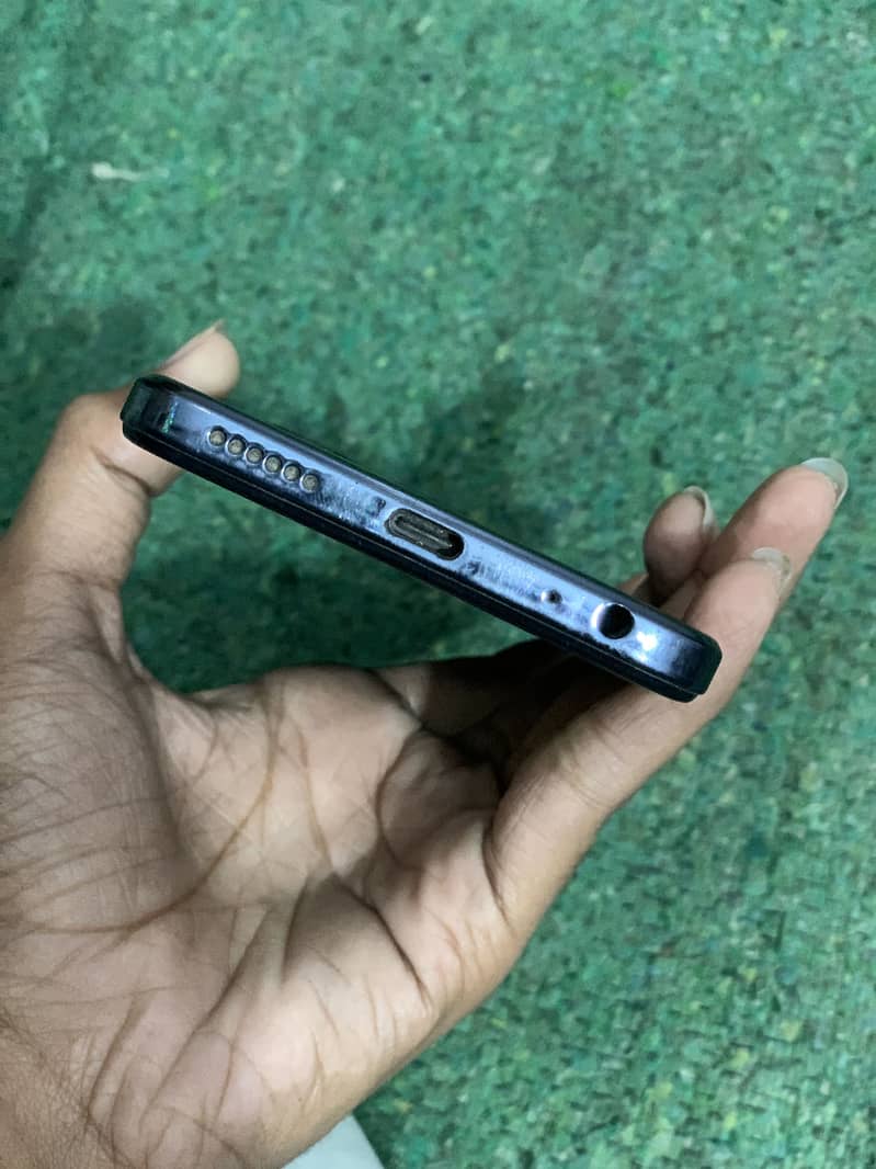 Tecno Spark 10C 4