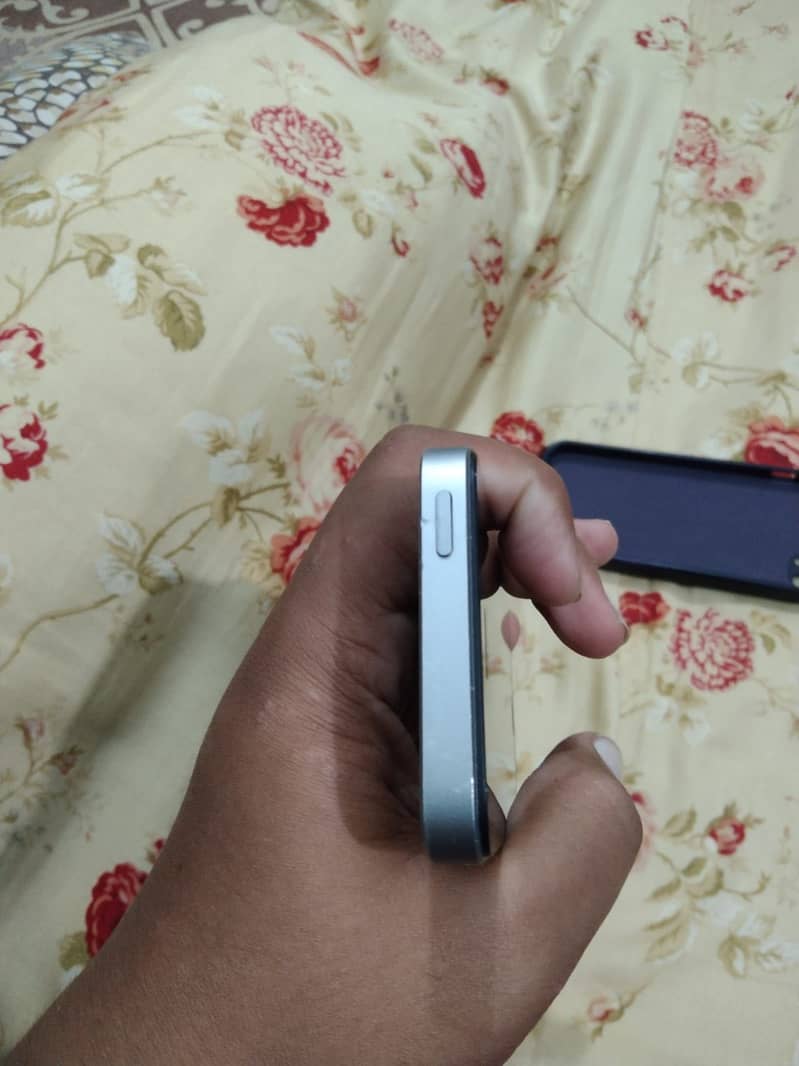 Apple iPhone SE 2