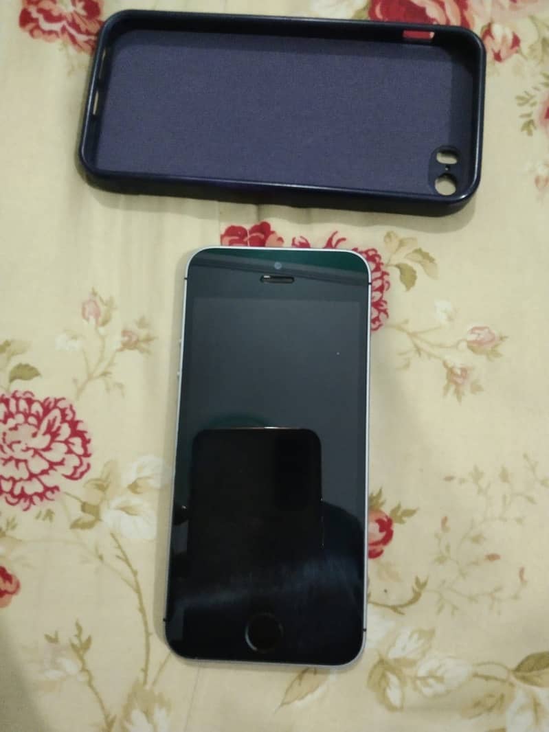 Apple iPhone SE 5
