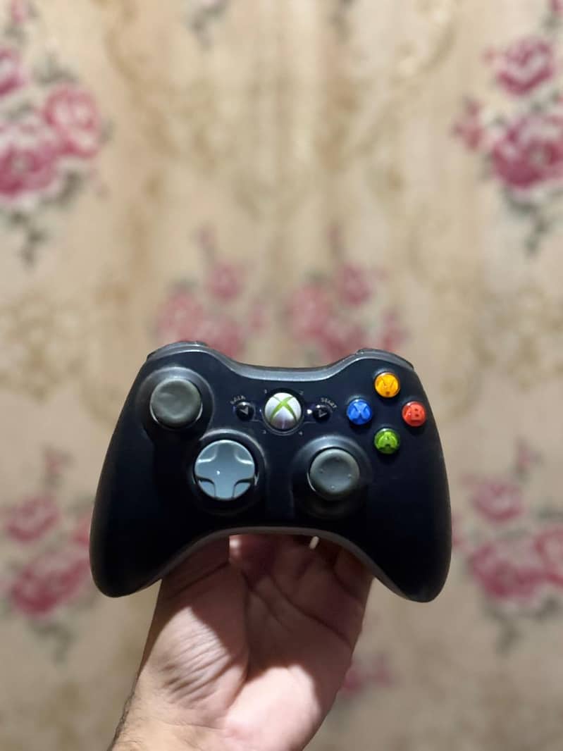 Xbox 360 Controller 0