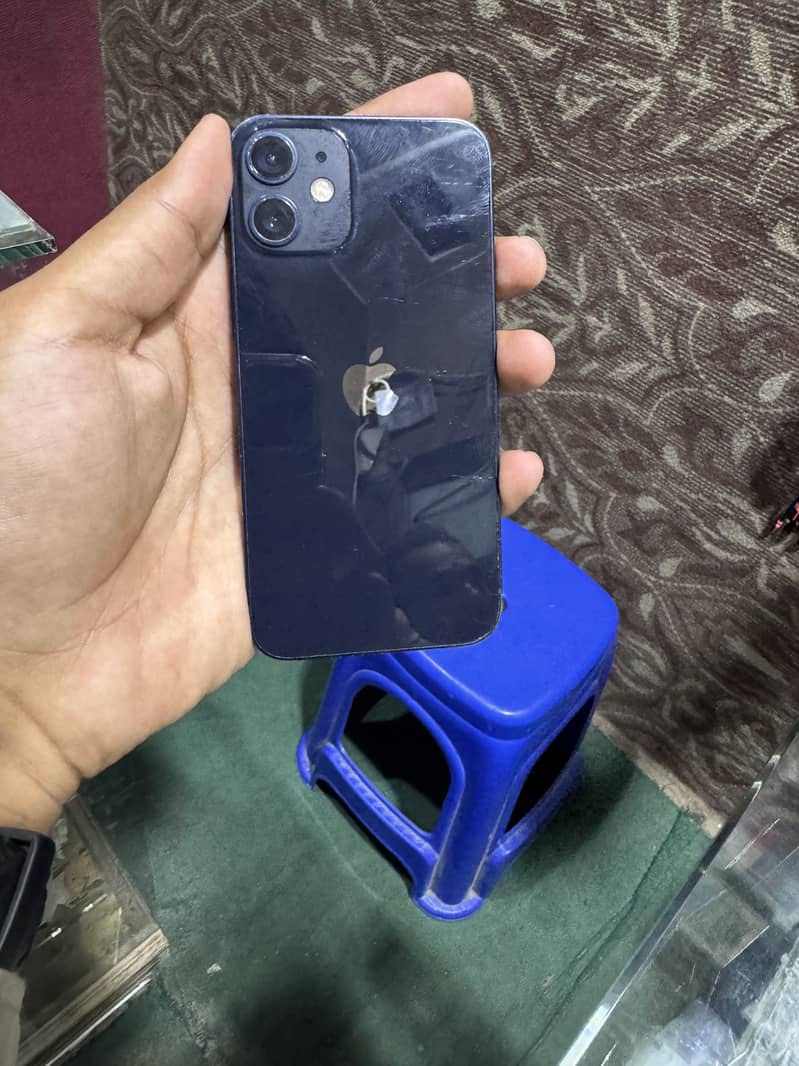 Apple iPhone 12 mini 1